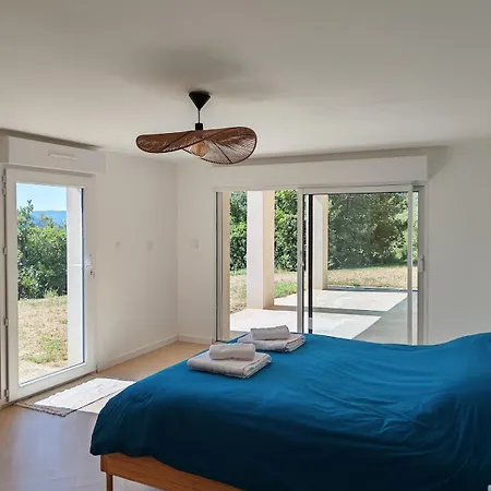 Villa Grande Avec Piscine Chauffee Et Privee Andance